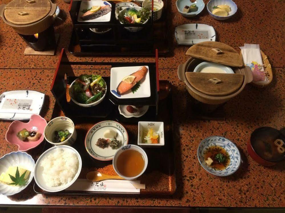 Ryokan Ohanabo 3*